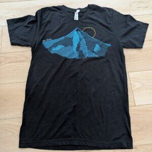 Mt Hood Black Graphic T shirt from tender loving empire